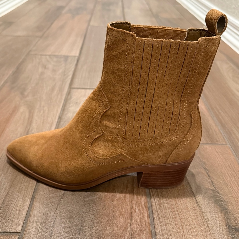 Dolce Vita Brylee H2O Brown Suede Heeled Boots | 8.5W - Picture 6 of 11